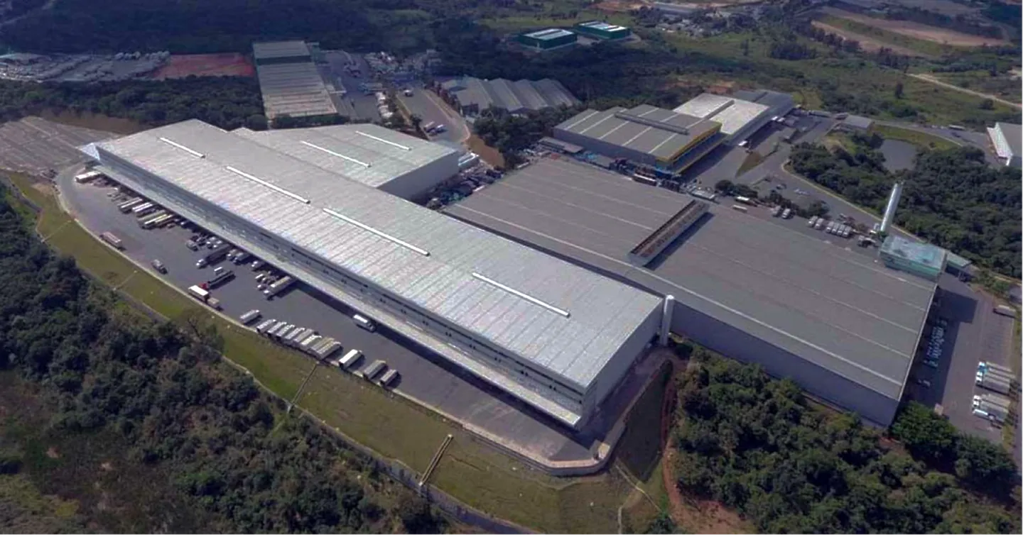 Vista aérea do centro de distribuição DEC Minas
